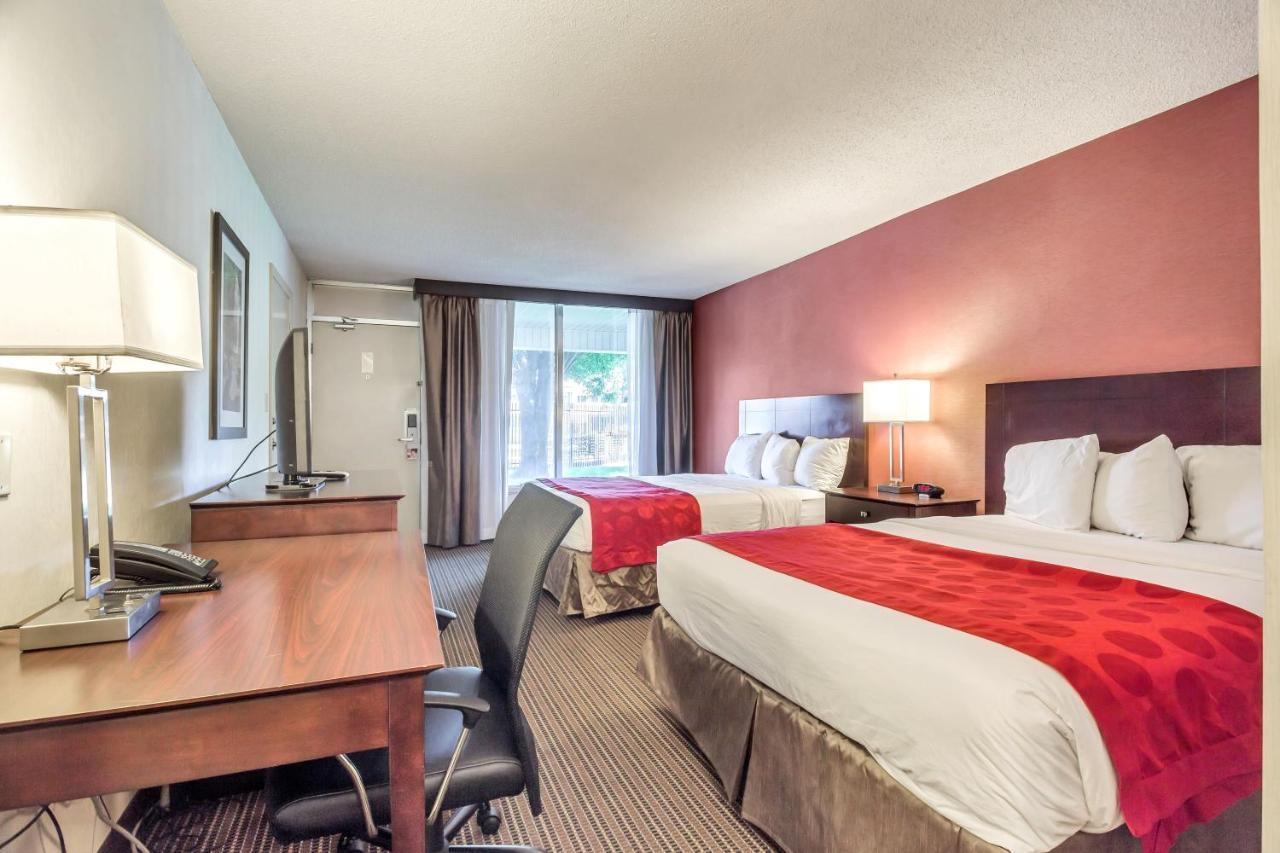 Ramada By Wyndham Salt Lake City North Temple Kültér fotó